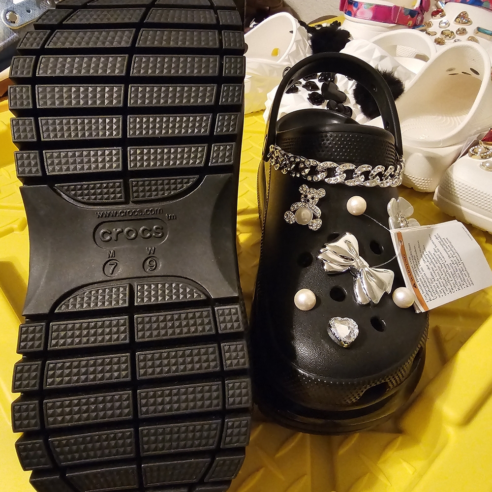 🖤 Complete Set! Custom Black Mega Crush Crocs & Matching Crocs Tote Bag! - Picture 5 of 10